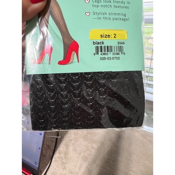 Love Your Assets By Spanx Textured Wish Bone Shaping Tights Black Size 2 Flatten - Picture 4 of 4
